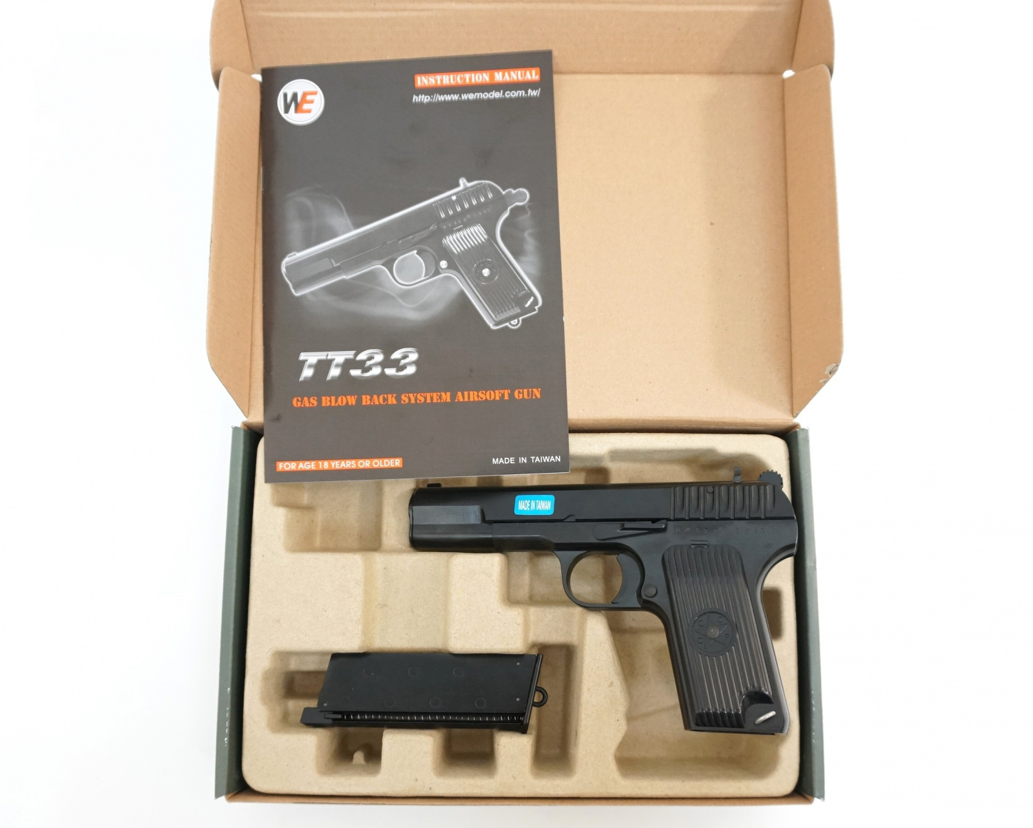 Страйкбольный пистолет WE TT Black (GP122)